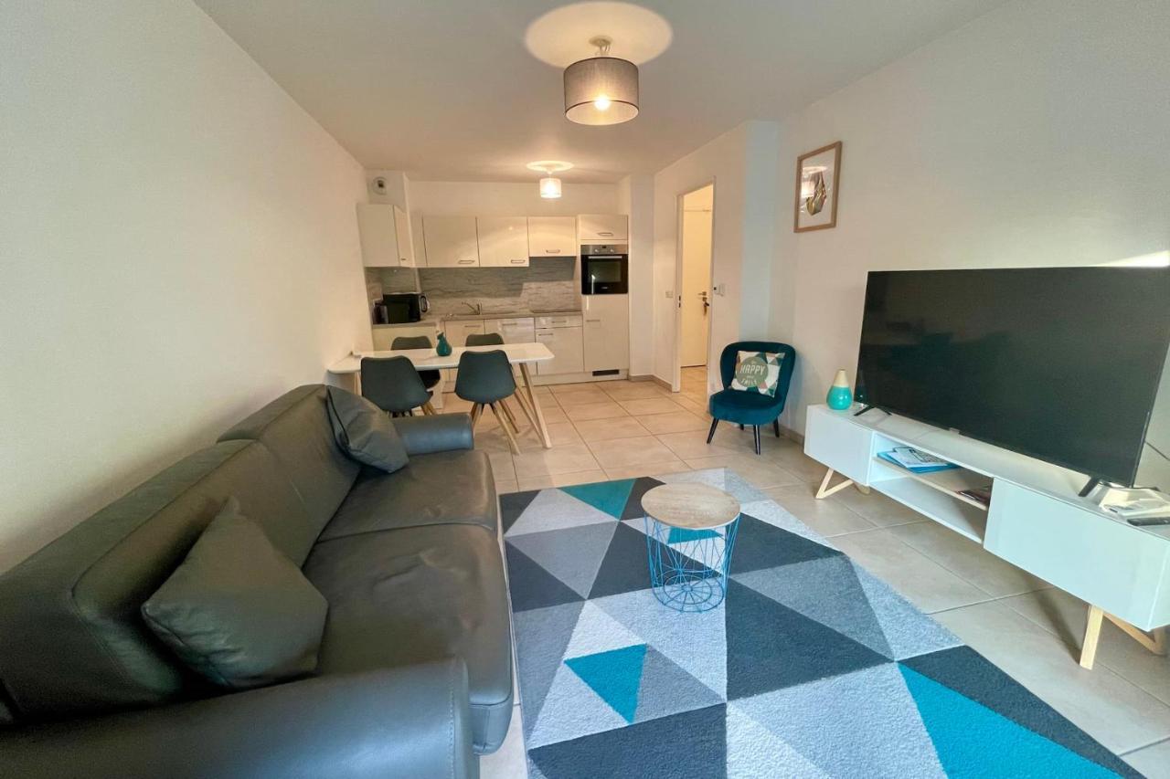 Oxford 1 Bedroom Apartment In A Brand New Building With A Pool Канни Екстер'єр фото